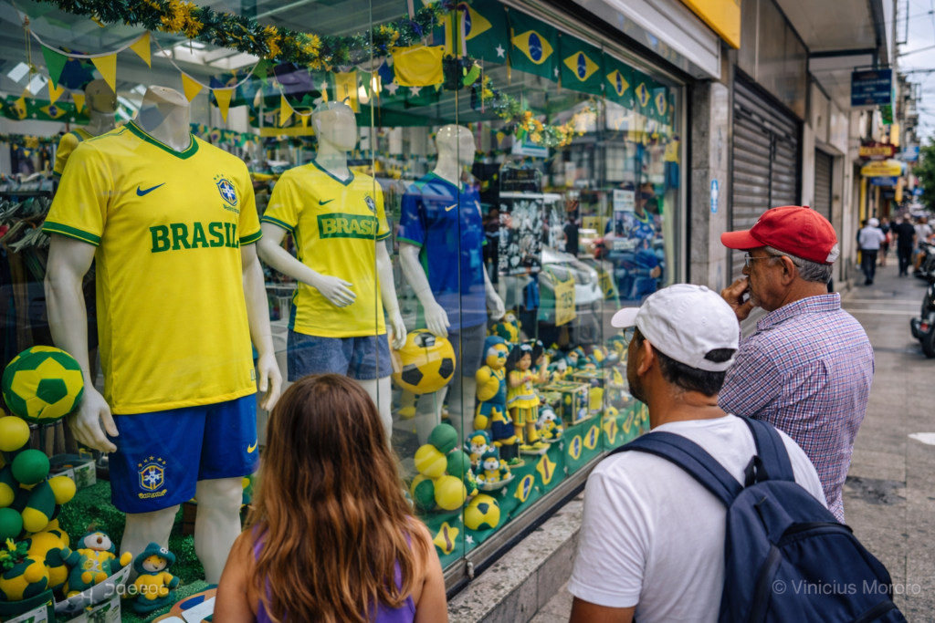 Copa do Mundo deve impulsionar consumo e venda de produtos personalizados no Brasil copa-do-mundo-deve-impulsionar-consumo-e-venda-de-produtos-personalizados-no-brasil