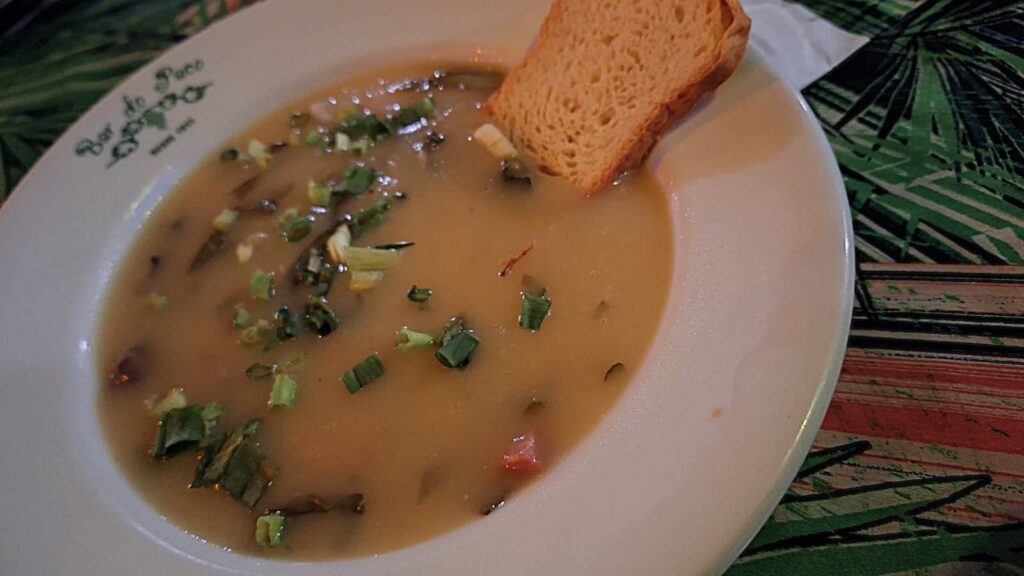 caldinho-de-feijao-com-bacon